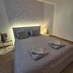 Lux Apartment *