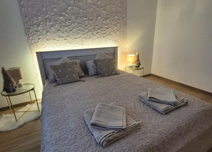 Lux Апартаменты *